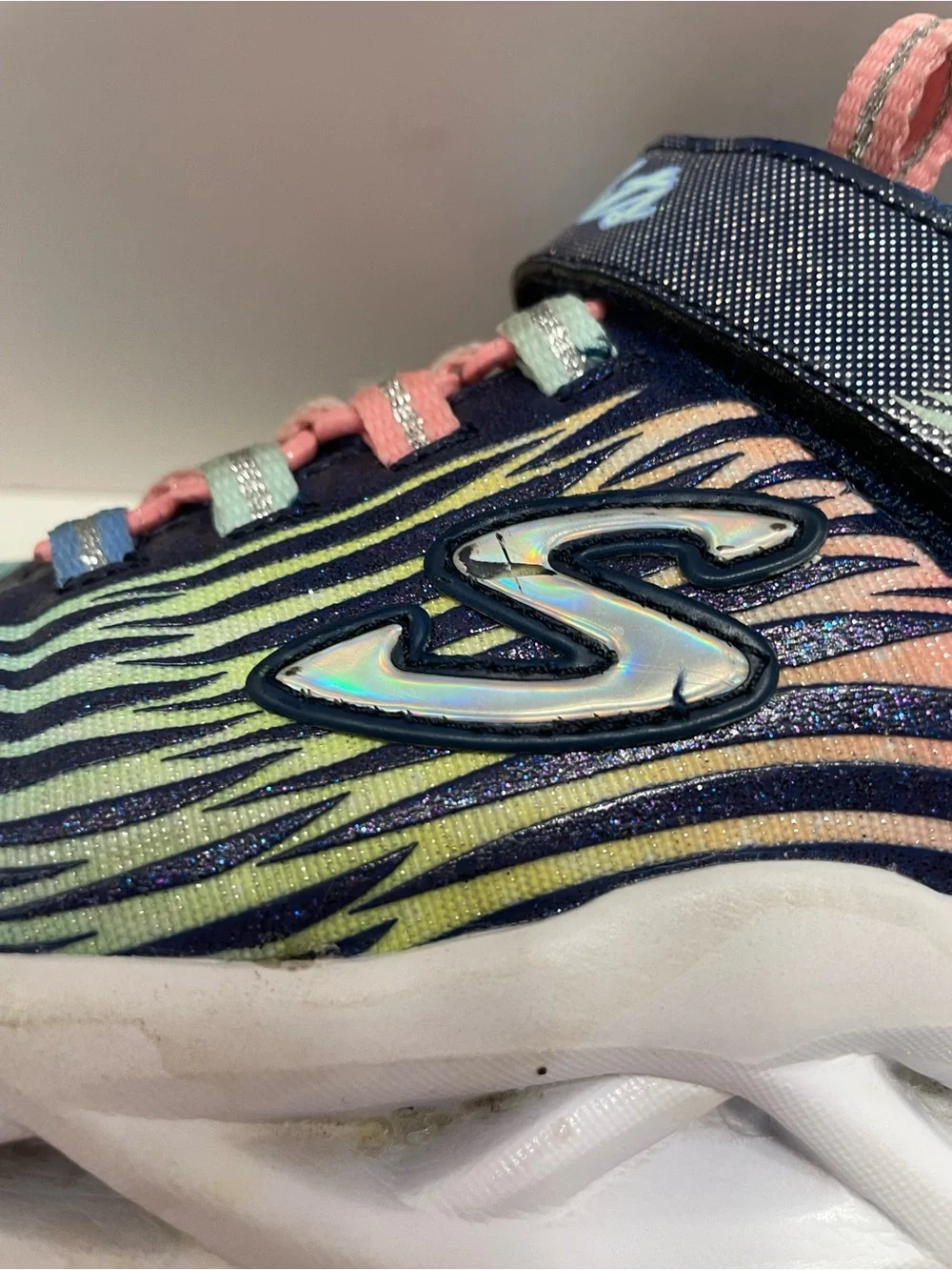 Skechers Kids Light-Up Zebra Wave Sneakers - Navy/Blue/Pink